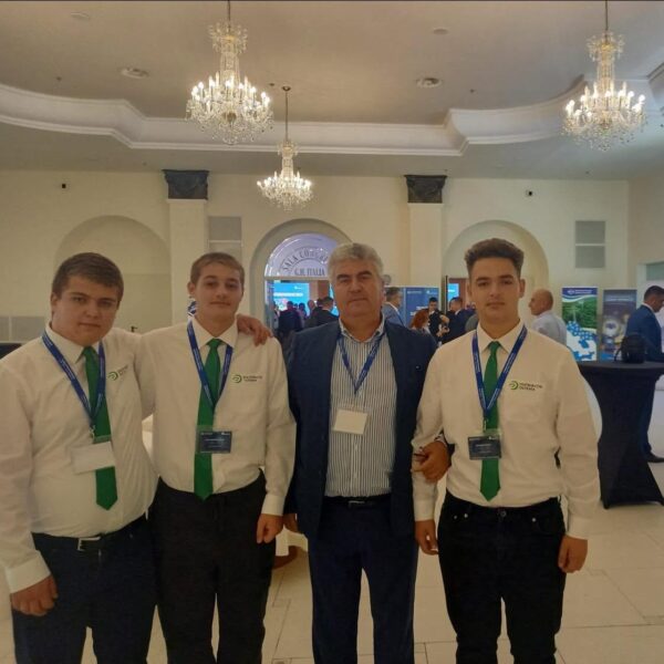 Laborator de electrotehnică — specializarea Electric, fotografia 3