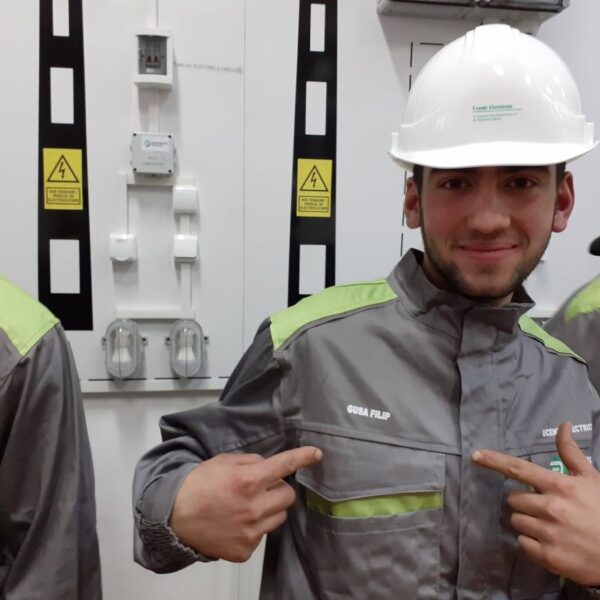 Laborator de electrotehnică — specializarea Electric, fotografia 10