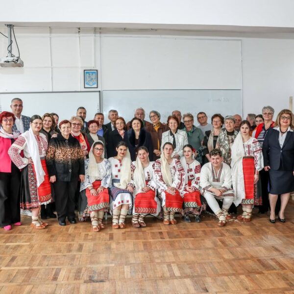 O zi pentru cei care au dăruit educație, fotografia 1