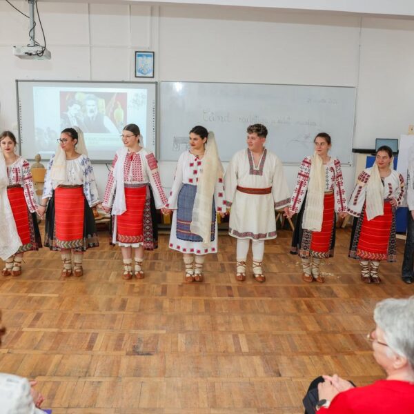 O zi pentru cei care au dăruit educație, fotografia 3